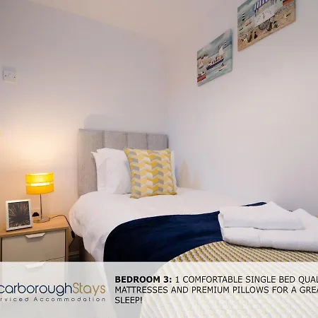 Hibernia Place, 3 Bedroom Townhouse With Patio & Seating Area - Free Parking 度假居 *